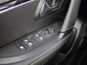 Peugeot 208 (2024) thumbnail 15