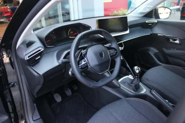 Peugeot 208 (2025) thumbnail 6