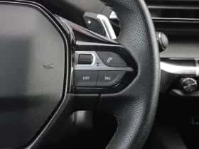 Peugeot 5008 (2023) thumbnail 17