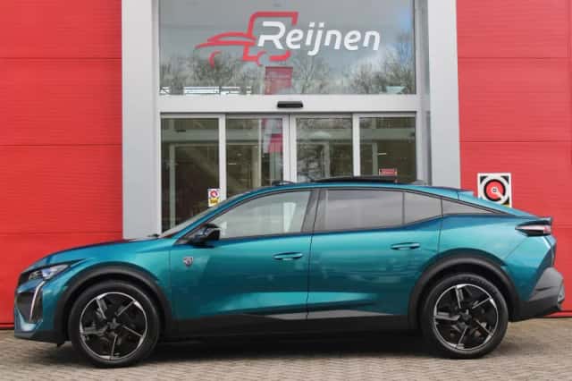 Peugeot e-408 (2025) thumbnail 3