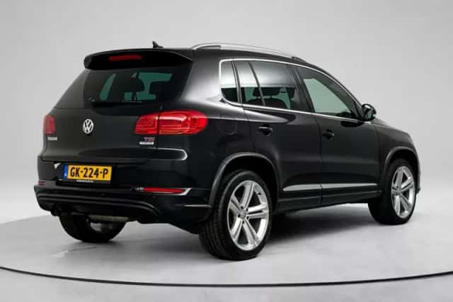 Volkswagen Tiguan (2015) thumbnail 4