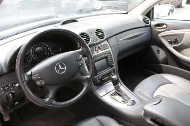 Mercedes-Benz CLK-Klasse (2004) thumbnail 2