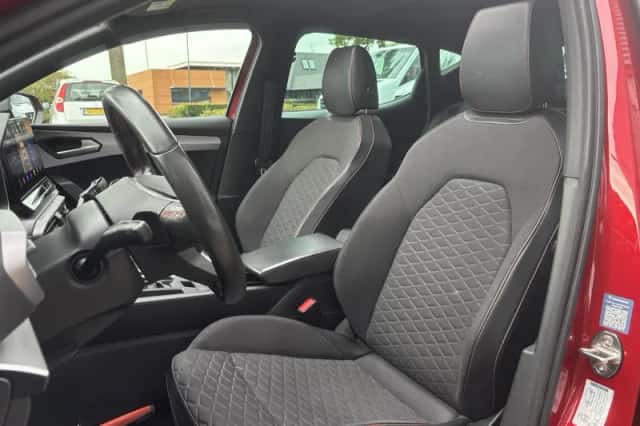 SEAT Leon (2020) thumbnail 2