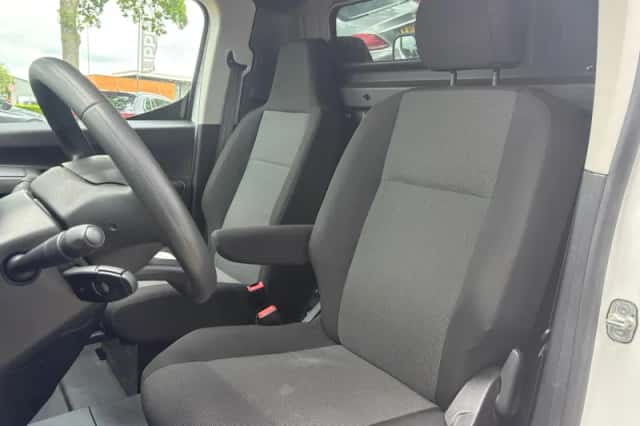 Citroën Berlingo (2022) thumbnail 2