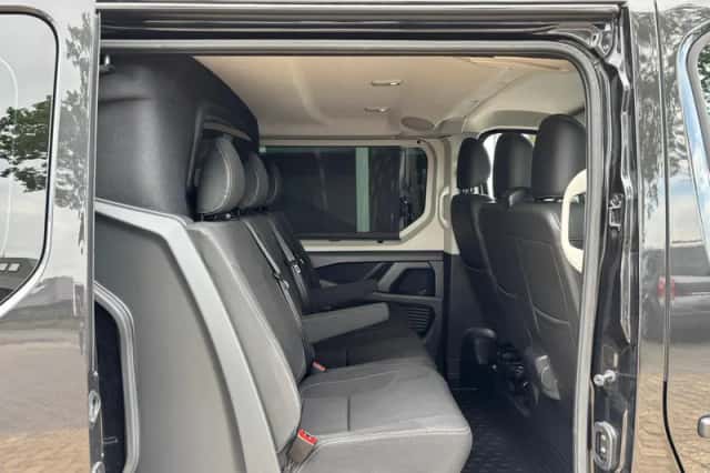 Renault Trafic (2023) thumbnail 3