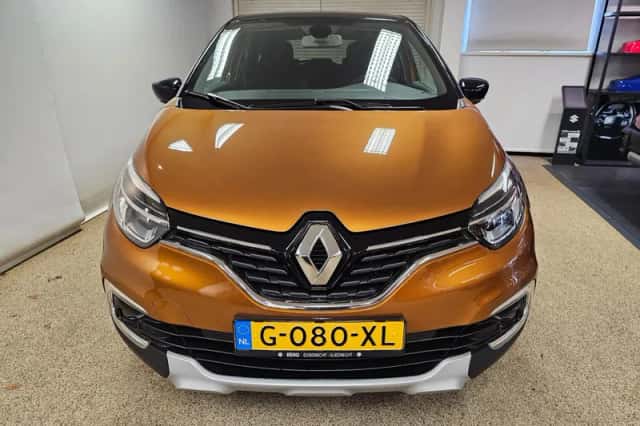 Renault Captur (2019) thumbnail 2