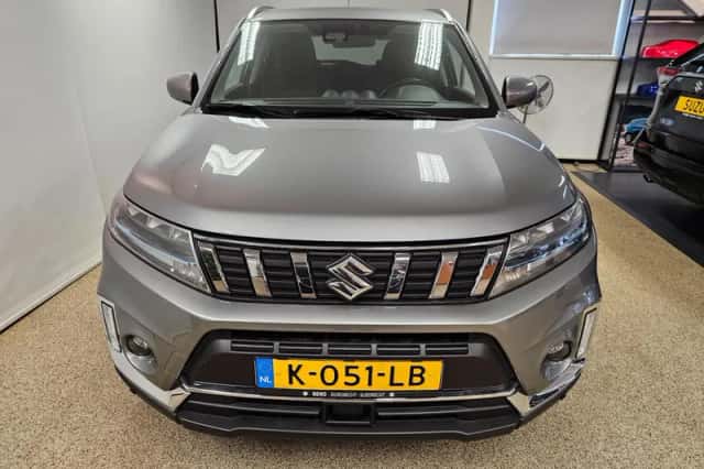 Suzuki Vitara (2021) thumbnail 2