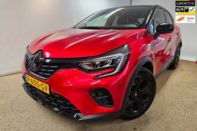 Renault Captur (2022) thumbnail 1