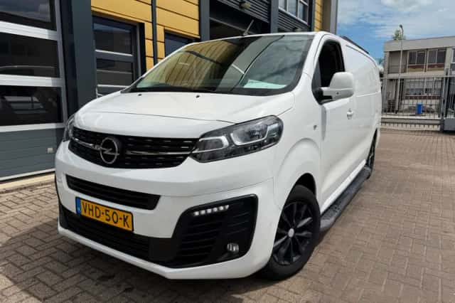 Opel Vivaro (2020) thumbnail 1