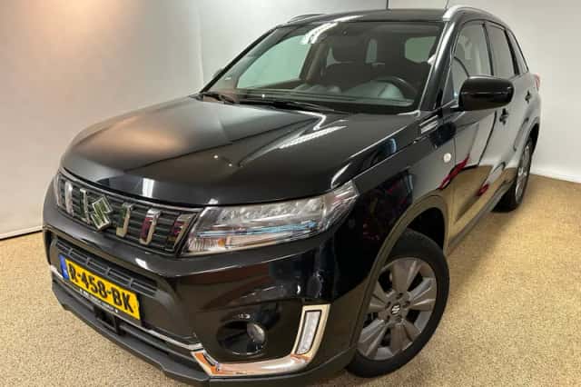 Suzuki Vitara (2022) thumbnail 1
