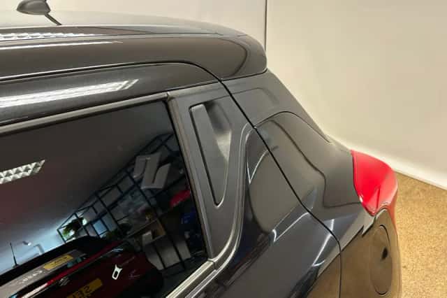 Suzuki Swift (2023) thumbnail 6