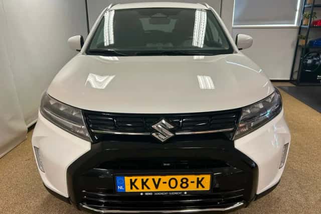 Suzuki Vitara (2025) thumbnail 2