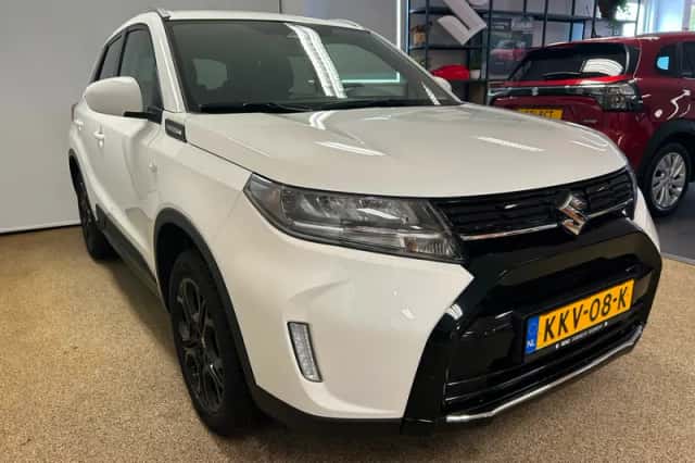 Suzuki Vitara (2025) thumbnail 3
