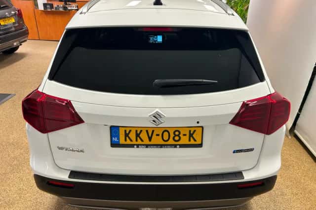 Suzuki Vitara (2025) thumbnail 5