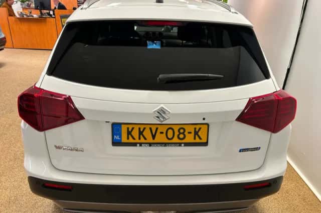 Suzuki Vitara (2025) thumbnail 5