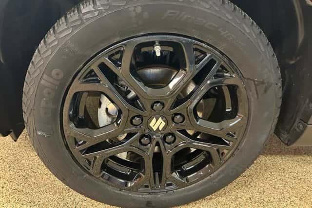 Suzuki Vitara (2025) thumbnail 6
