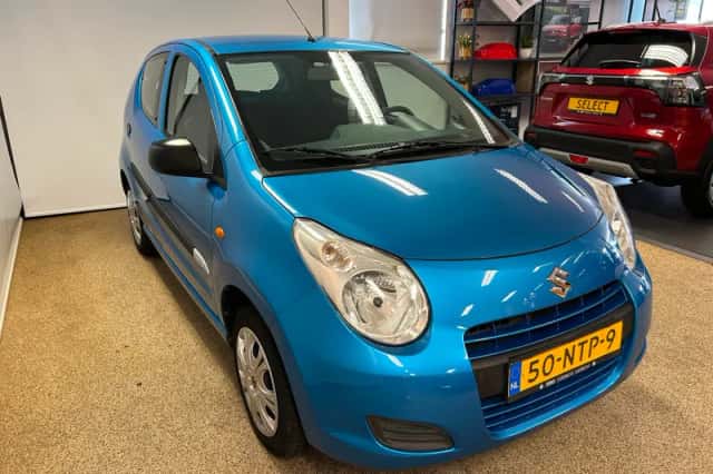 Suzuki Alto (2010) thumbnail 3