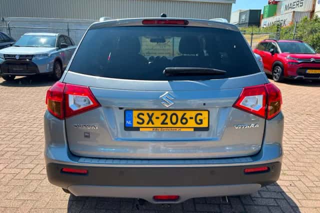 Suzuki Vitara (2018) thumbnail 4