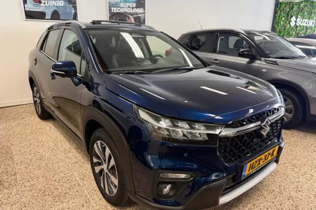 Suzuki S-Cross (2025) thumbnail 3