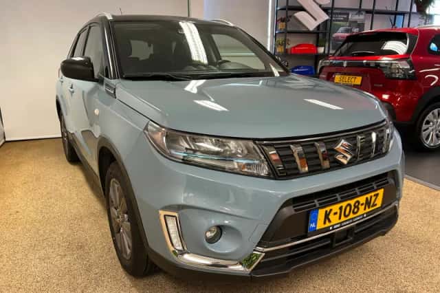 Suzuki Vitara (2021) thumbnail 3