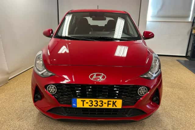 Hyundai i10 (2023) thumbnail 2