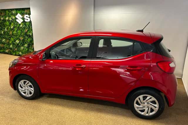 Hyundai i10 (2023) thumbnail 4