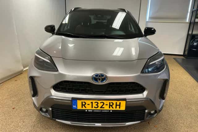 Toyota Yaris Cross (2022) thumbnail 2