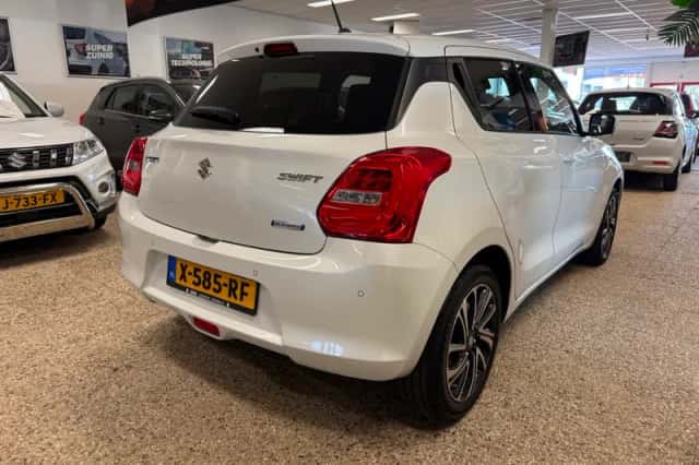 Suzuki Swift (2024) thumbnail 6
