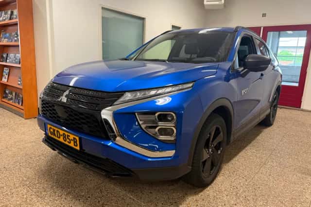 Mitsubishi Eclipse Cross (2024) thumbnail 1