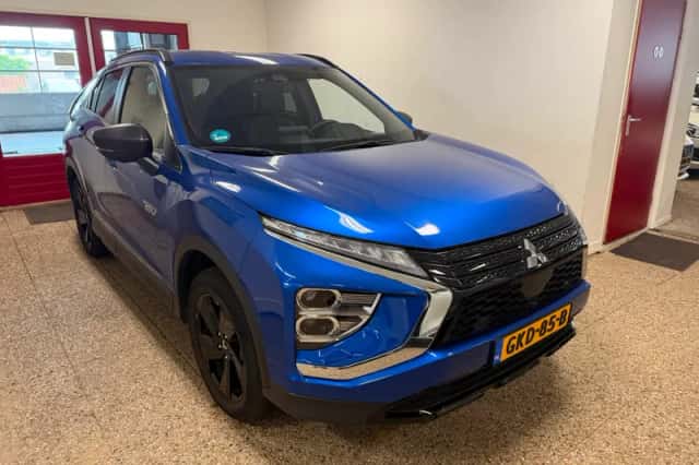 Mitsubishi Eclipse Cross (2024) thumbnail 2