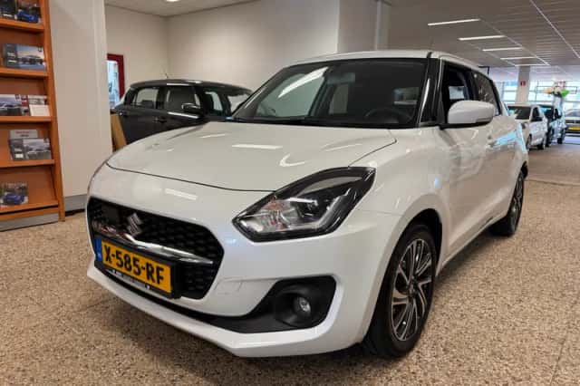 Suzuki Swift (2024) thumbnail 1
