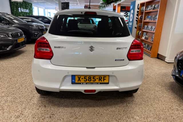 Suzuki Swift (2024) thumbnail 5