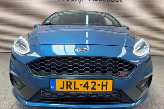 Ford Fiesta (2019) thumbnail 4