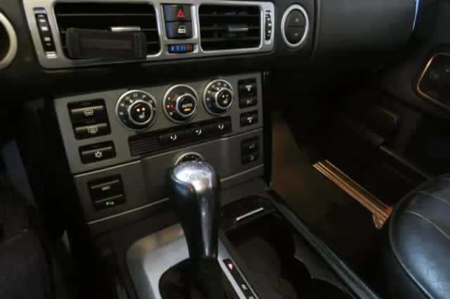 Land Rover Range Rover (2008) thumbnail 4