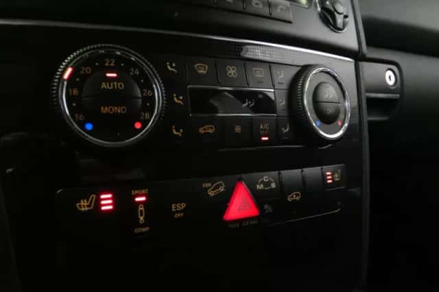 Mercedes-Benz ML-Klasse (2006) thumbnail 5