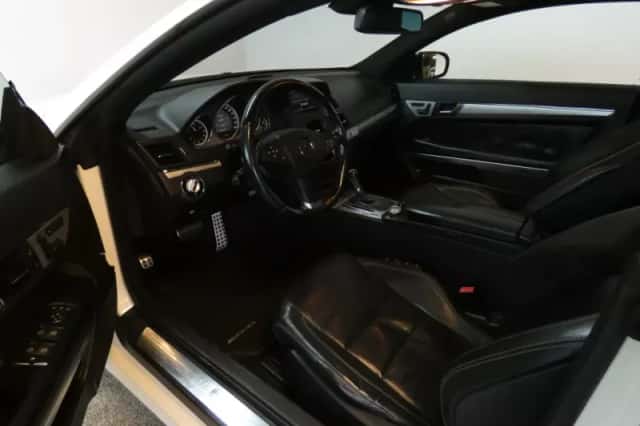 Mercedes-Benz E-Klasse (2009) thumbnail 4