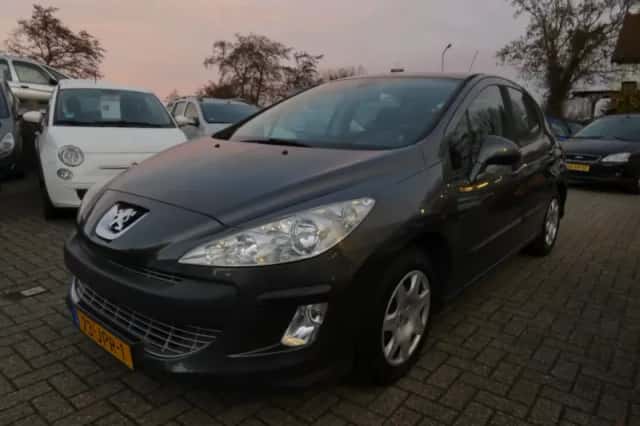 Peugeot 308 (2009) thumbnail 2
