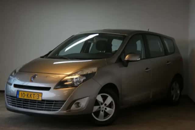 Renault Grand Scénic (2010) thumbnail 1