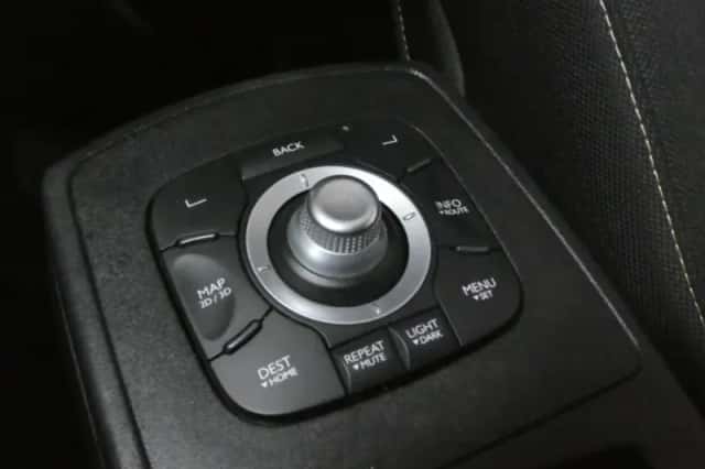 Renault Grand Scénic (2010) thumbnail 4