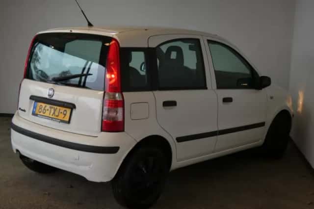 Fiat Panda (2012) thumbnail 6
