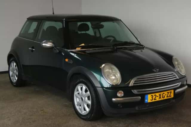 MINI One (2003) thumbnail 2
