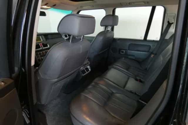Land Rover Range Rover (2004) thumbnail 4
