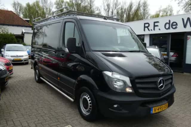 Mercedes-Benz Sprinter (2016) thumbnail 2