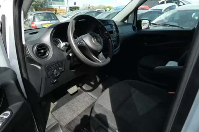 Mercedes-Benz Vito (2017) thumbnail 3