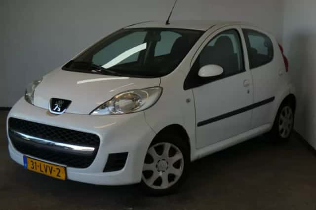 Peugeot 107 (2010) thumbnail 1