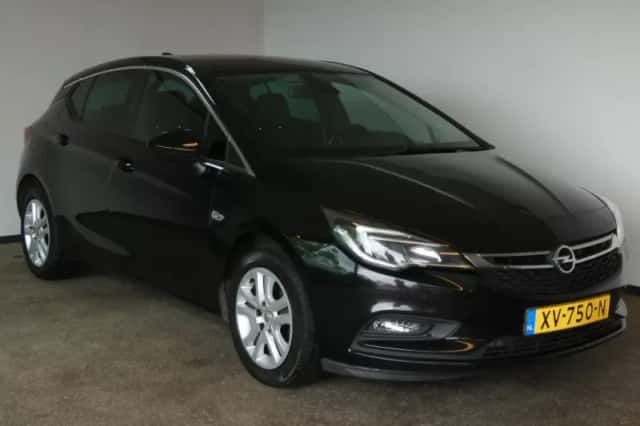 Opel Astra (2019) thumbnail 2