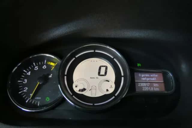 Renault Mégane (2012) thumbnail 5