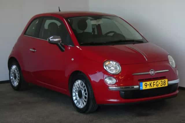 Fiat 500 (2013) thumbnail 2