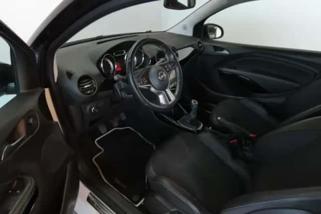 Opel Adam (2014) thumbnail 3