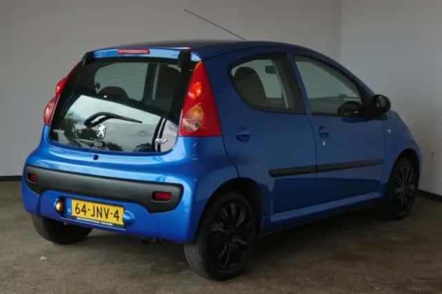 Peugeot 107 (2009) thumbnail 6